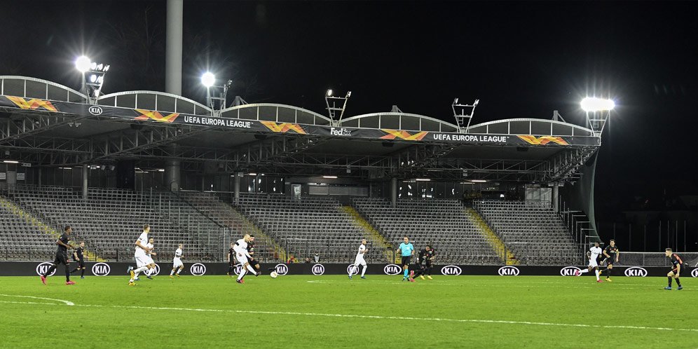 PREMIER LEAGUE TANPA PENONTON BAGAI TAMAN TAK BERBUNGA ?